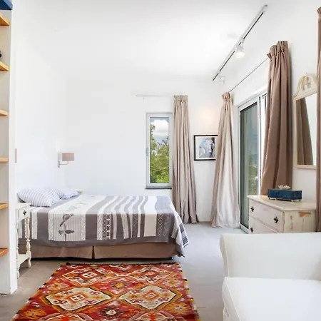 Villa Stunning Sea View & Private Garden In